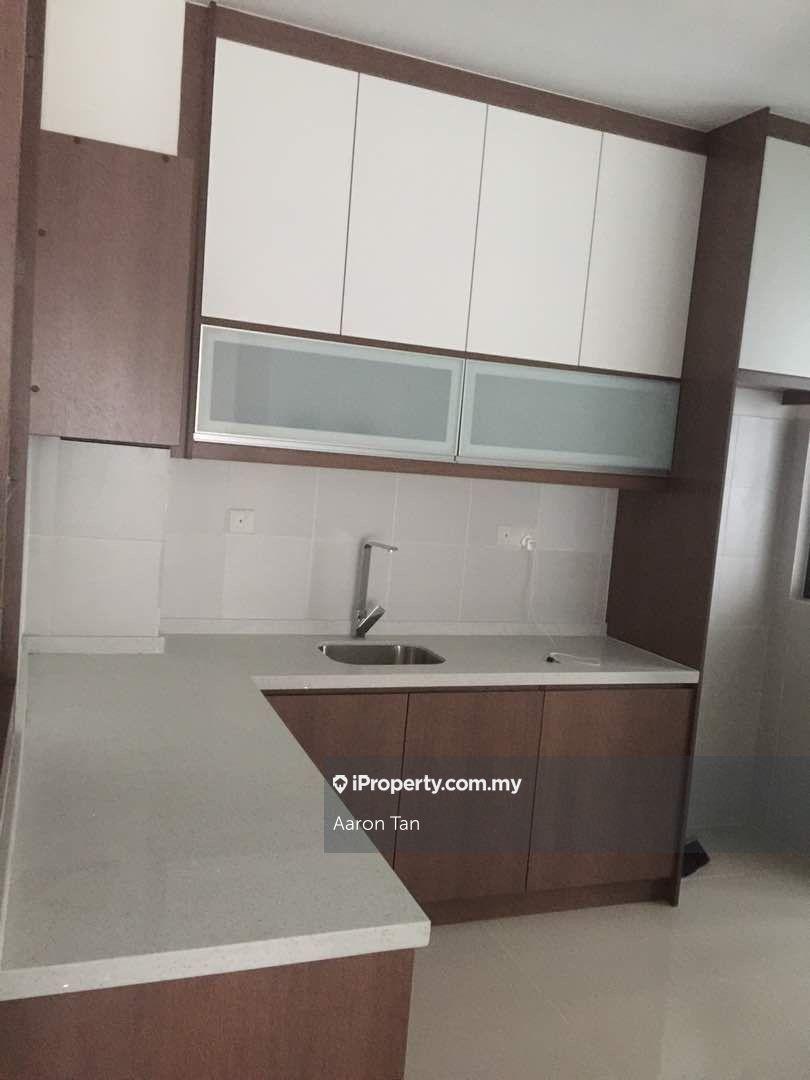 Residensi Servis untuk Dijual di South View oleh Aaron Tan - iProperty.com.my