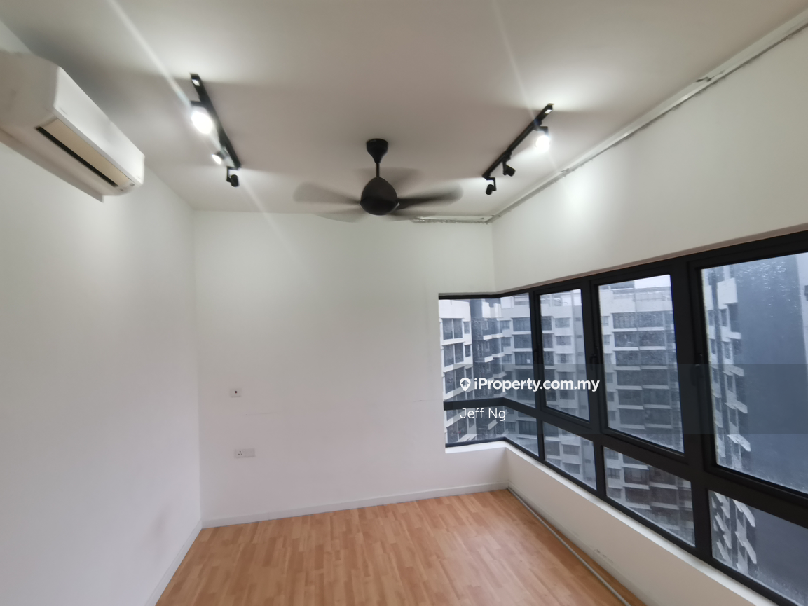 Residensi Servis untuk Disewa di Suria Residence oleh Jeff Ng - iProperty.com.my