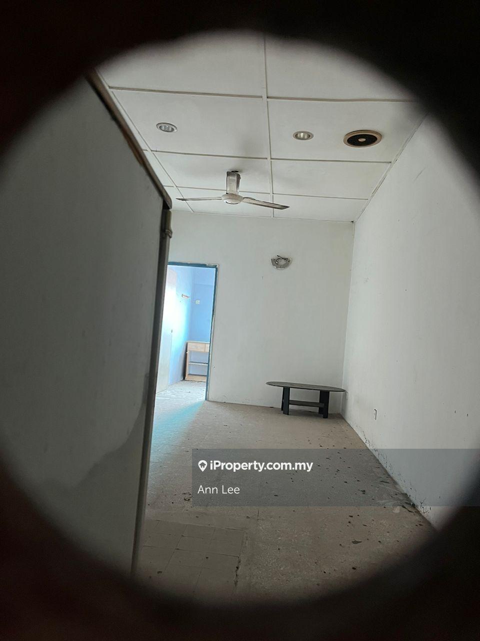 Pangsapuri untuk Dijual di Strawberry Court Apartment oleh Ann Lee - iProperty.com.my
