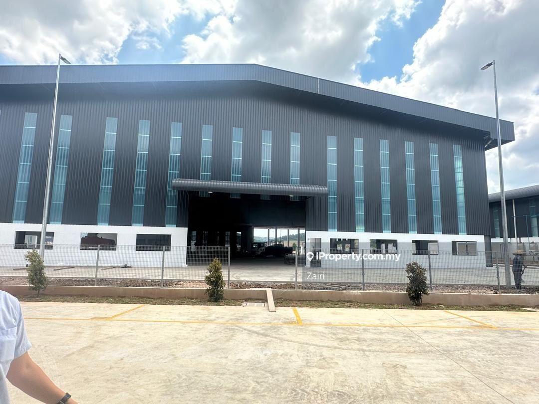 Warehouse for Rent in Bandar Puncak Alam, Puncak Alam by Zairi - iProperty.com.my