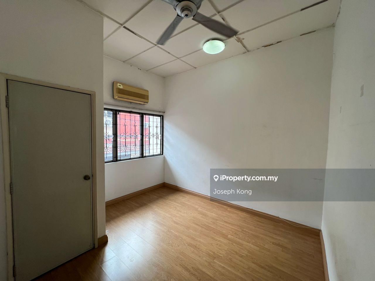 2-storey Terraced House for Sale in rahim kajai, Taman Tun Dr Ismail by Joseph Kong - iProperty.com.my