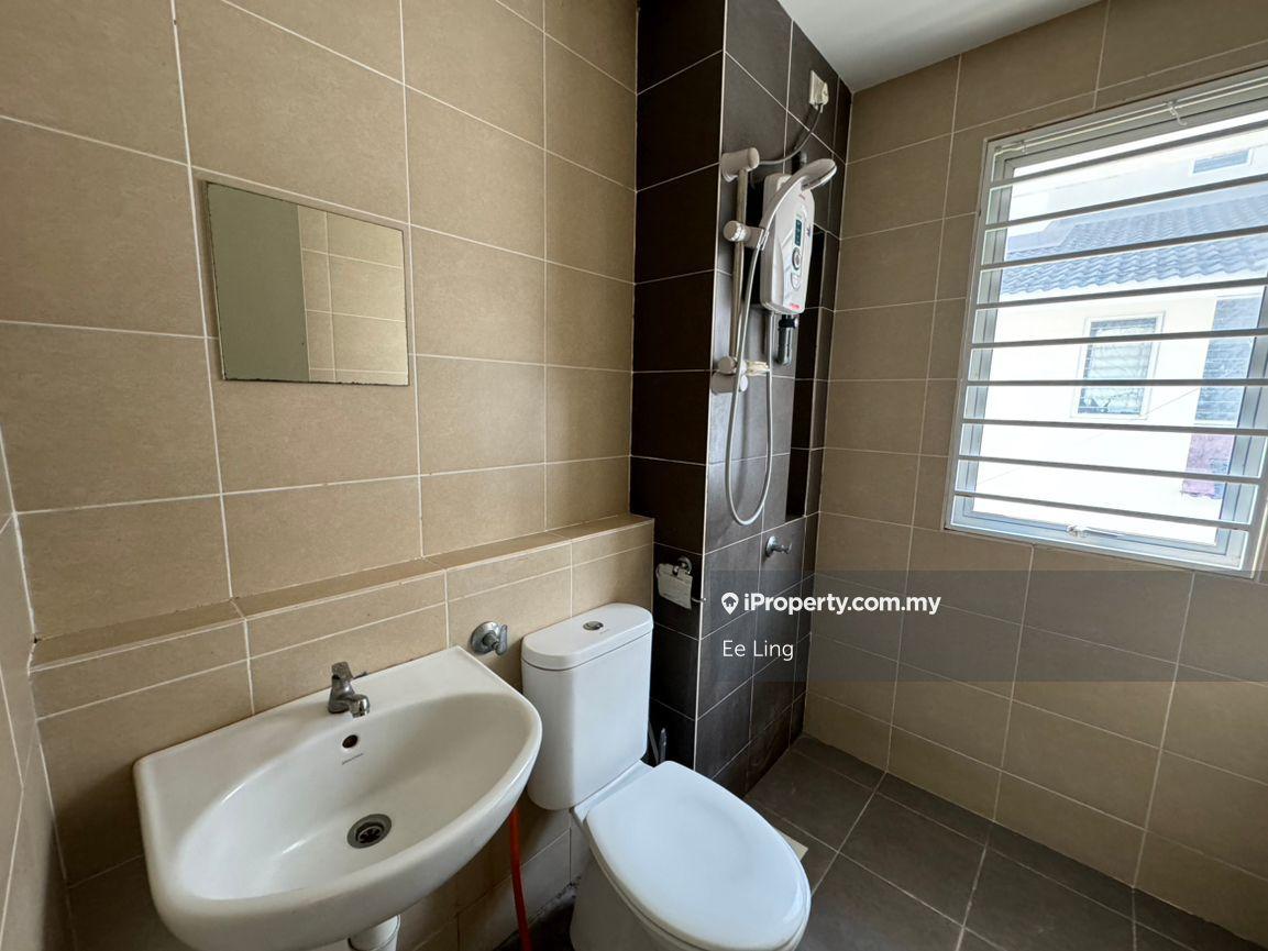 2-storey Terraced House for Sale in TAMAN PUTRA PRIMA, PUCHONG, Puchong by Ee Ling - iProperty.com.my