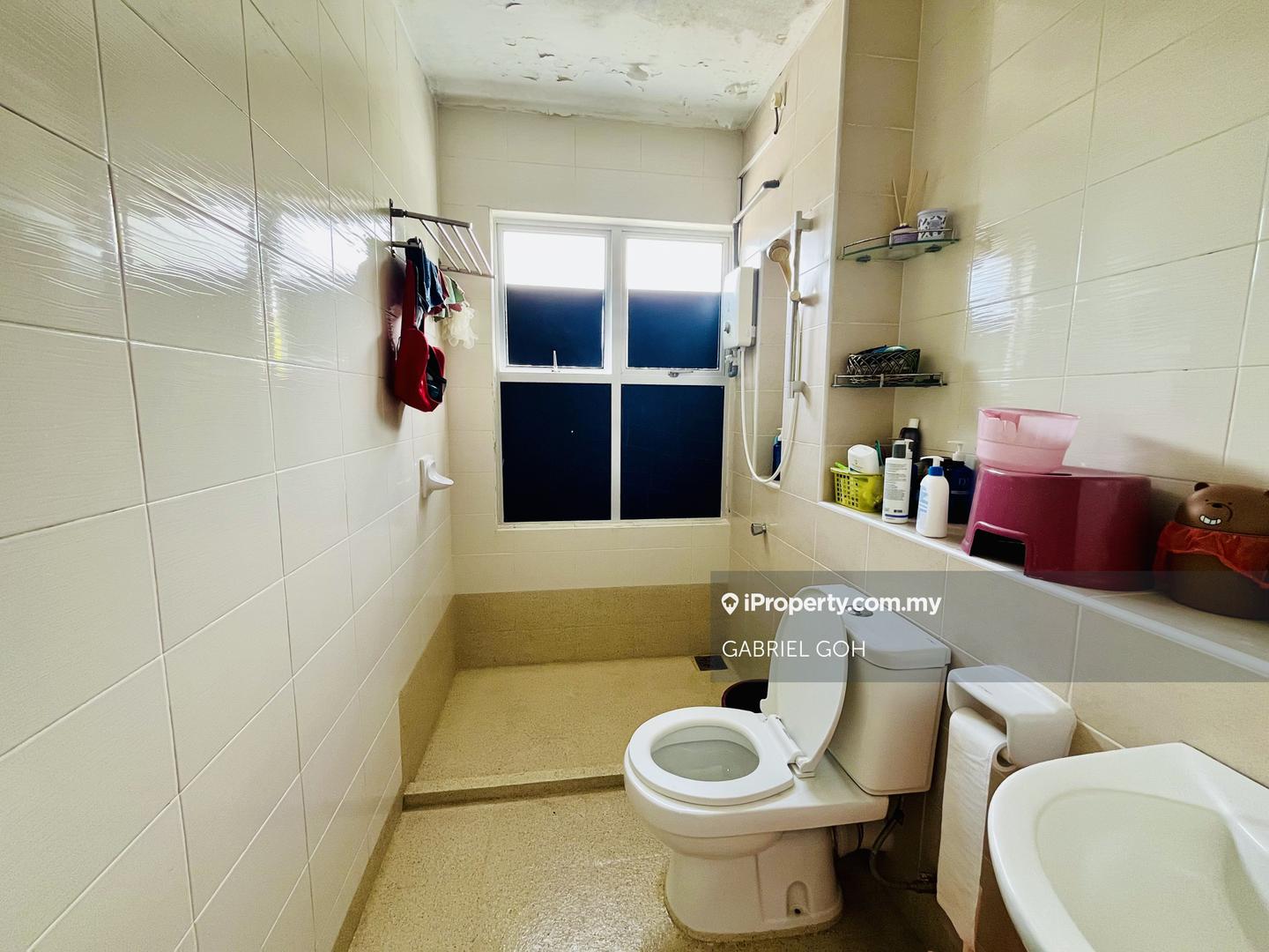 Rumah Berangkai 2 Tingkat untuk Dijual di Setia Indah, Setia Alam oleh GABRIEL GOH - iProperty.com.my