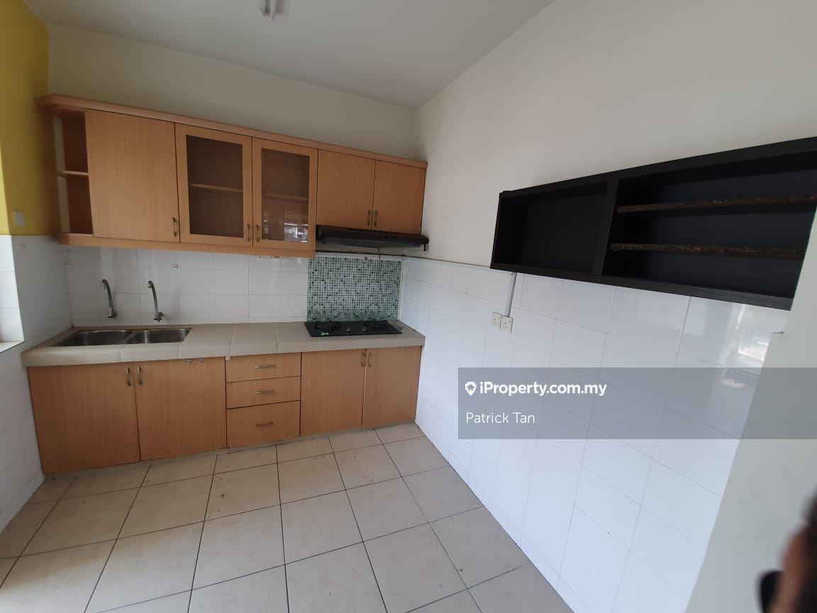 Kondominium untuk Disewa di Perdana View oleh Patrick Tan - iProperty.com.my