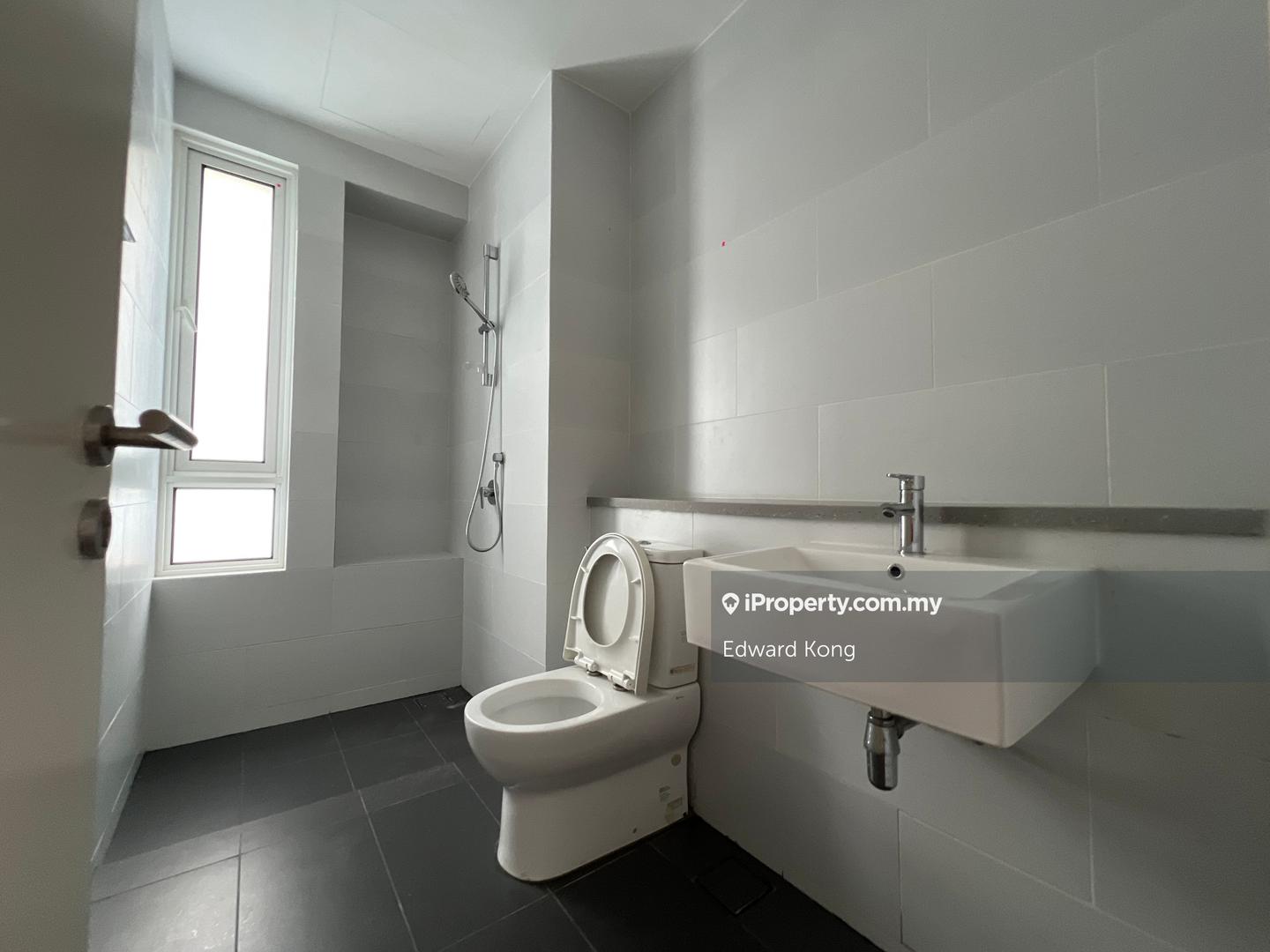 Rumah Berangkai 3 Tingkat untuk Disewa di Tamansari, Rawang oleh Edward Kong - iProperty.com.my