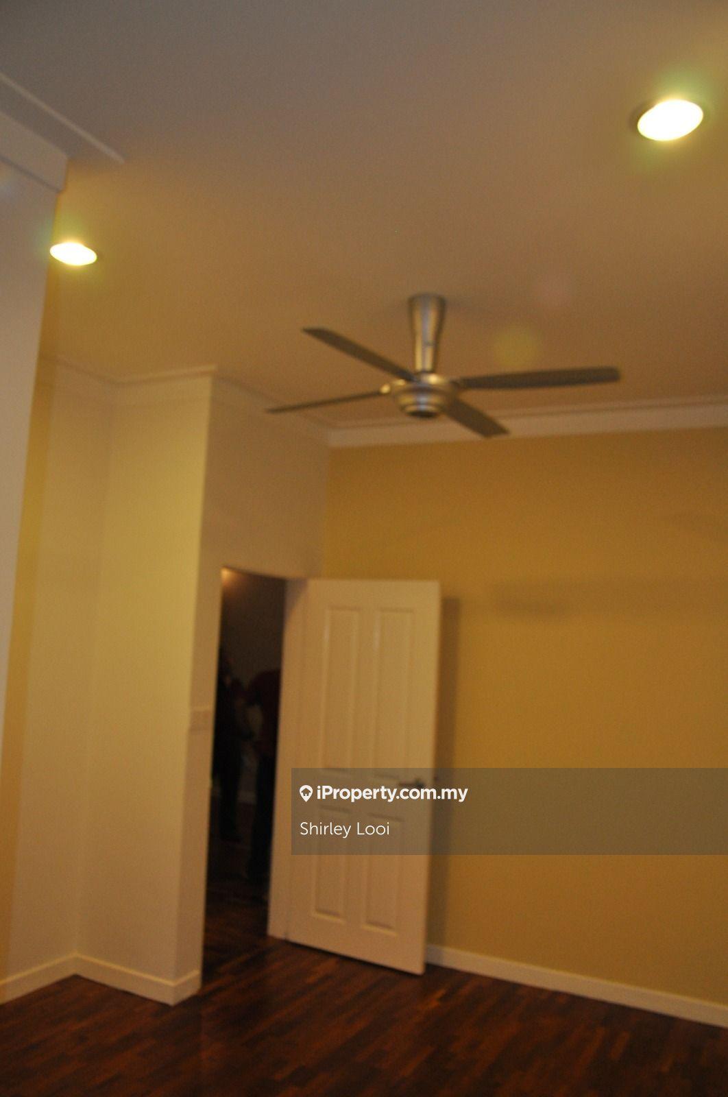 Rumah Berangkai 2 Tingkat untuk Dijual di Bukit Jelutong, Shah Alam oleh Shirley Looi - iProperty.com.my