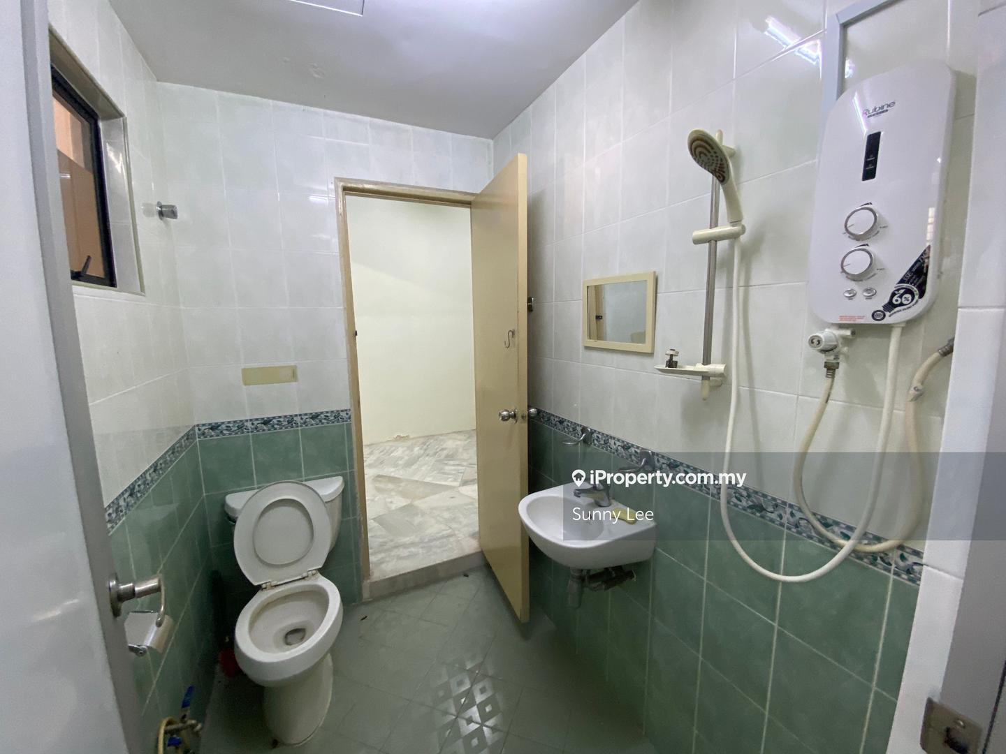 Rumah Berangkai 2 Tingkat untuk Dijual di Sungai Long, Bandar Sungai Long oleh Sunny Lee - iProperty.com.my