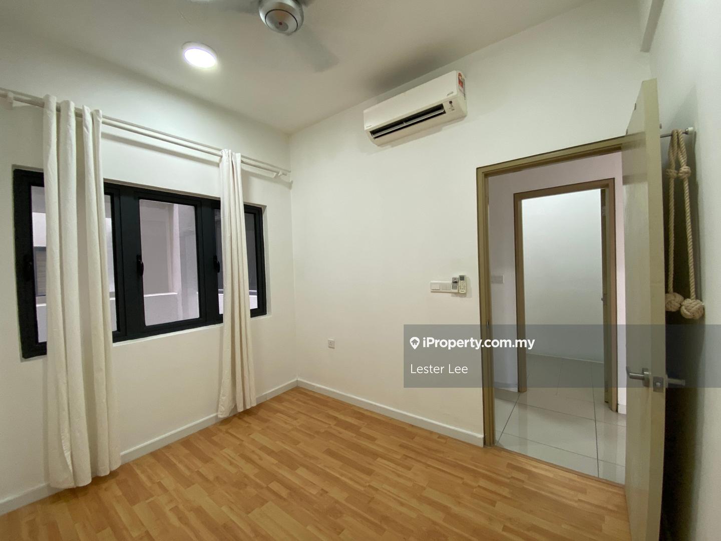 Service Residence for Sale in Suria Residence by Lester Lee - iProperty.com.my