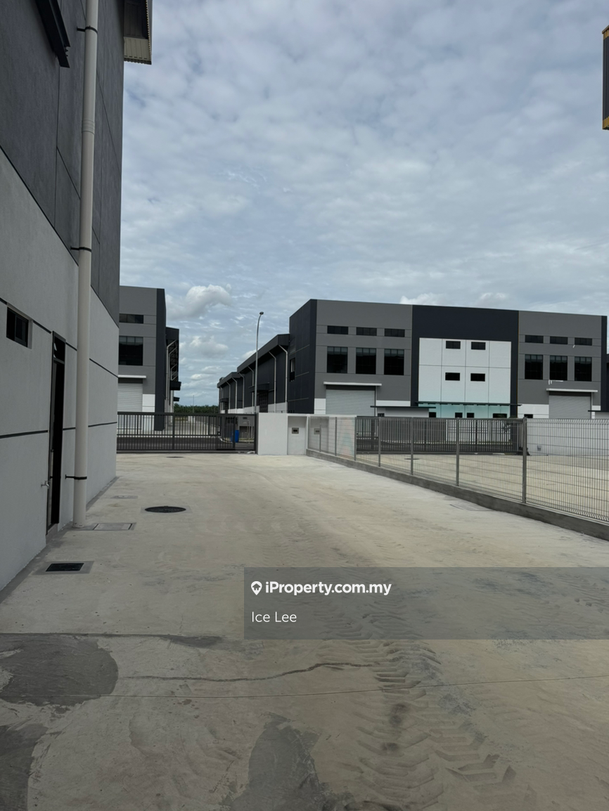 Semi-D Factory for Sale in Kampung Sri Cheeding, Jenjarom by Ice Lee - iProperty.com.my