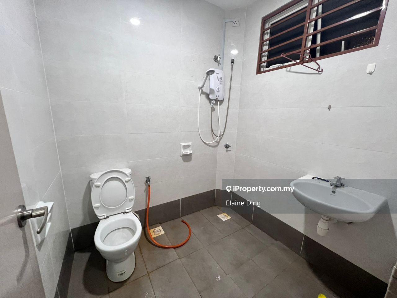 Rumah Berangkai 2 Tingkat untuk Disewa di Taman Semanja, Kajang oleh Elaine Ding - iProperty.com.my