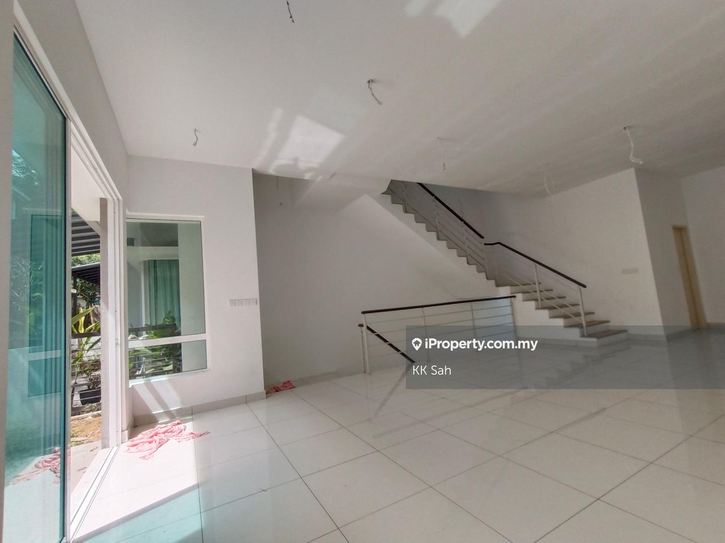 3-storey Terraced House for Sale in Tiara South, Semenyih by KK Sah - iProperty.com.my