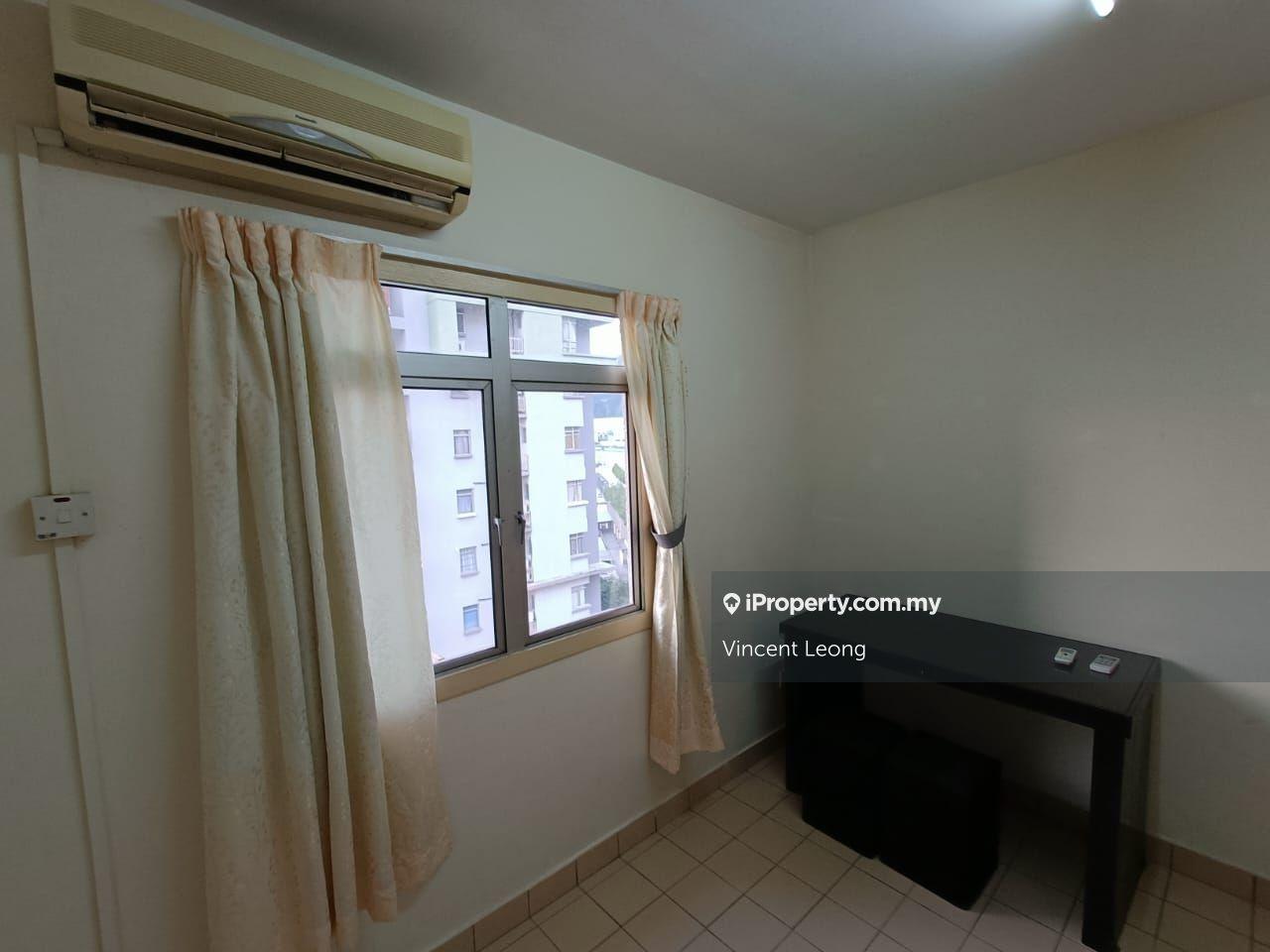 Condominium for Sale in Perdana Exclusive by Vincent Leong - iProperty.com.my