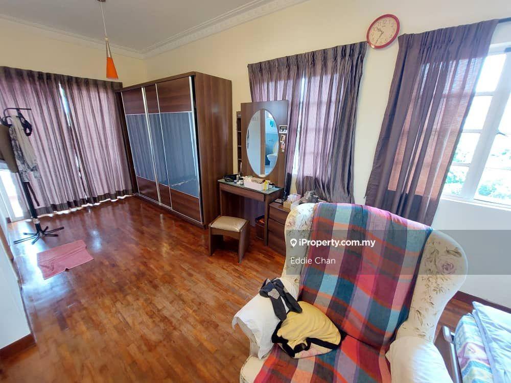 Bungalow House for Sale in Kemensah Heights, Ulu Kelang by Eddie Chan - iProperty.com.my