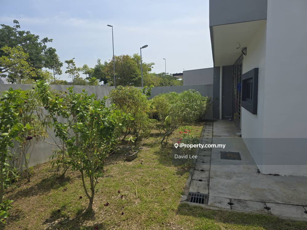 Rumah Berangkai 2 Tingkat untuk Dijual di Kuching, Sarawak oleh David Lee - iProperty.com.my