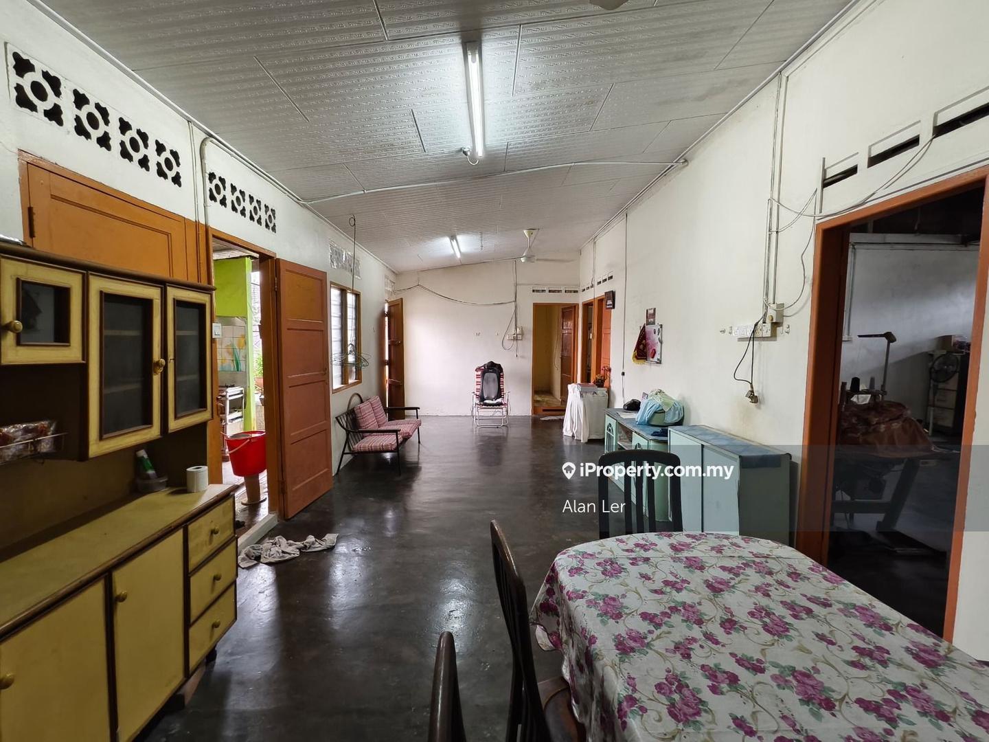 Rumah Berangkai 1 Tingkat untuk Dijual di Kampung Poh Chee Leng, Skudai oleh Alan Ler - iProperty.com.my