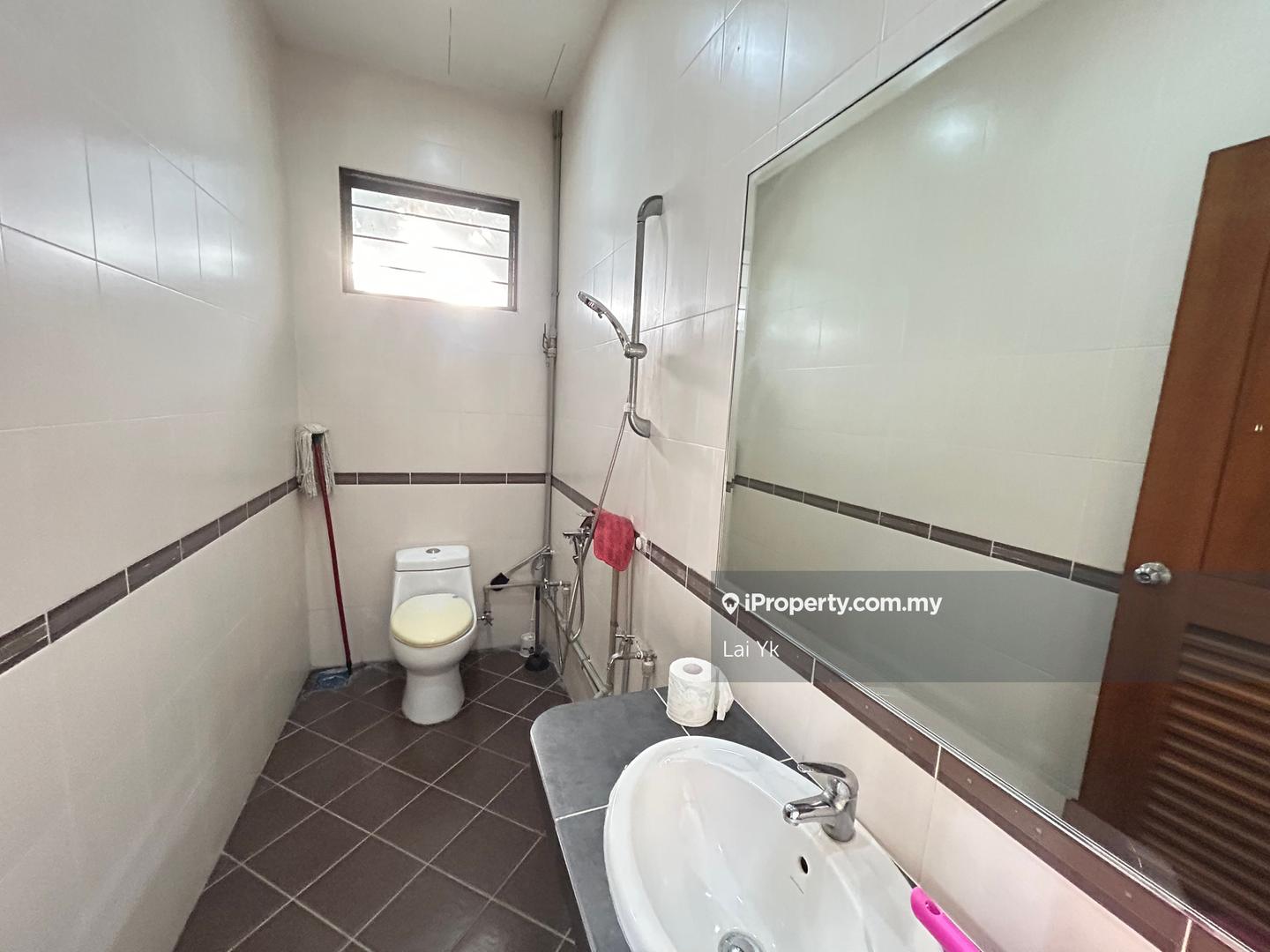 Semi-Detached House for Sale in Temasya Glenmarie, Glenmarie by Lai Yk - iProperty.com.my