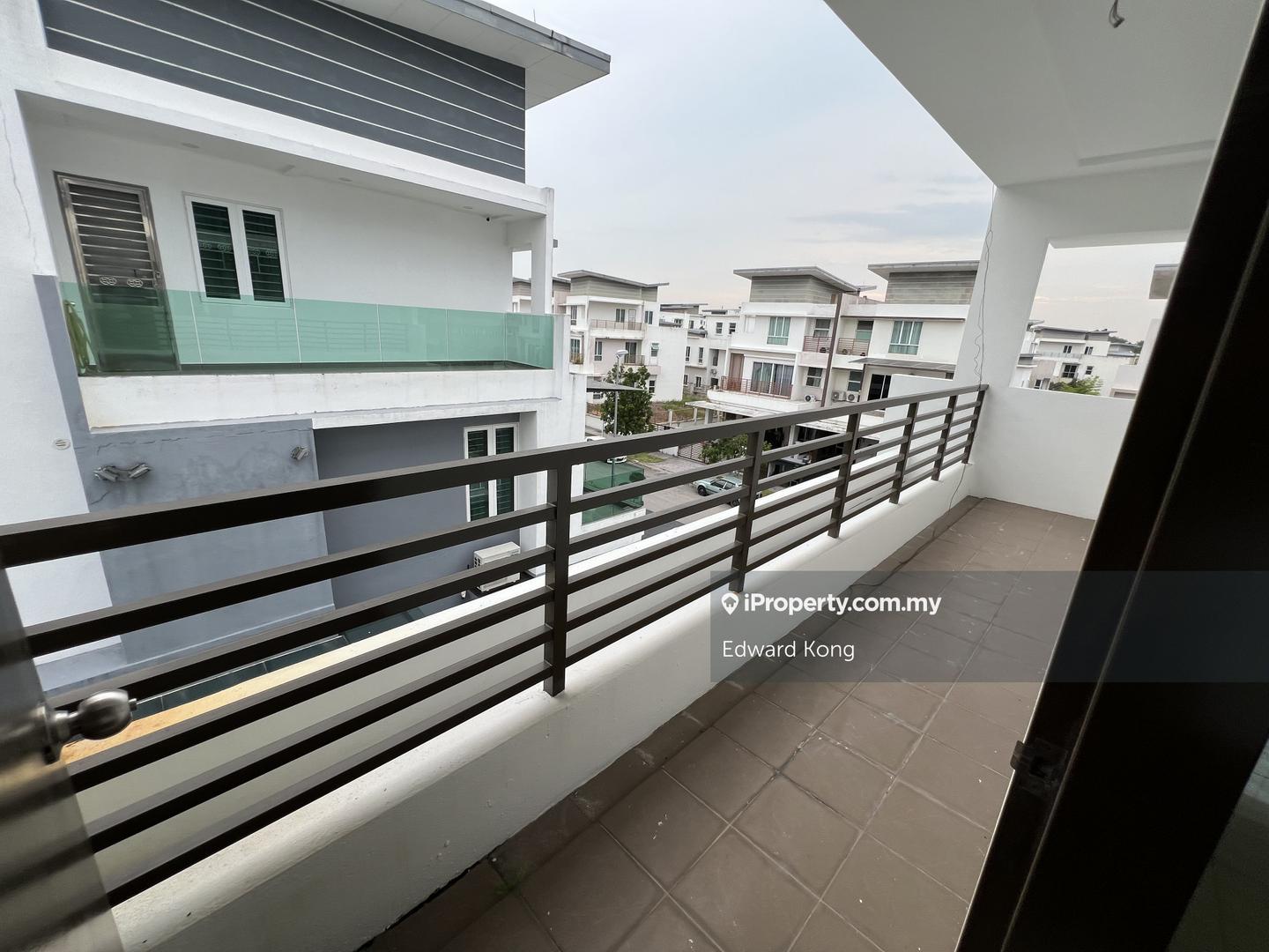 Rumah Bandar untuk Dijual di Saujana Rawang, Rawang oleh Edward Kong - iProperty.com.my