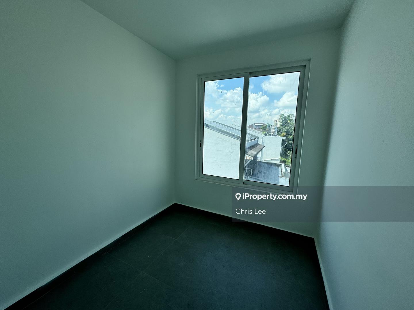 Banglo untuk Dijual di Damansara Heights, Kuala Lumpur oleh Chris Lee - iProperty.com.my