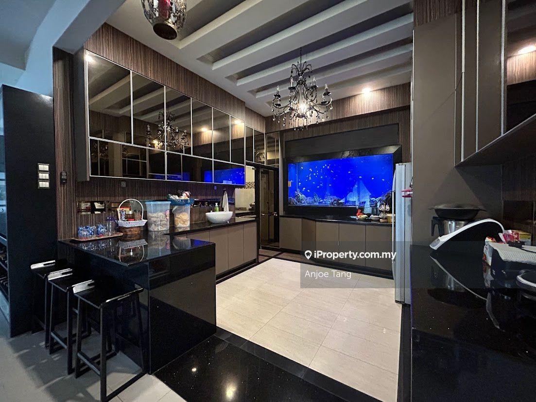 Banglo untuk Dijual di Lakeside Residence End Lot Bungalow, Shah Alam oleh Anjoe Tang - iProperty.com.my