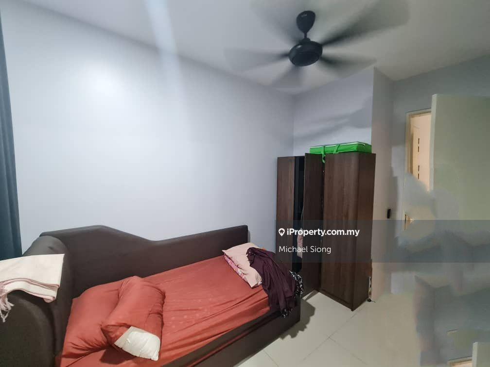Rumah Berangkai 3 Tingkat untuk Dijual di Tamansari Camelia , Anggun 3 , Rawang , 3 Storey, Rawang oleh Michael Siong - iProperty.com.my