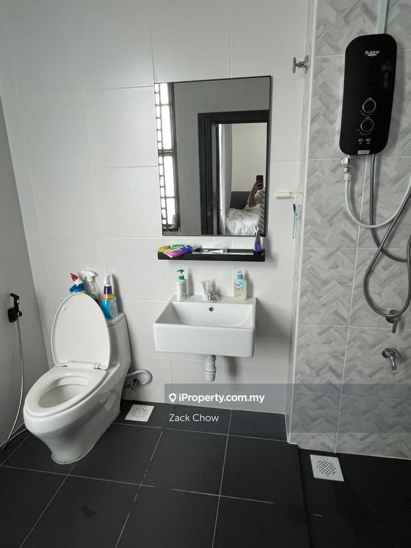 Rumah Berangkai 2 Tingkat untuk Dijual di Taman Austin Duta, Tebrau oleh Zack Chow - iProperty.com.my