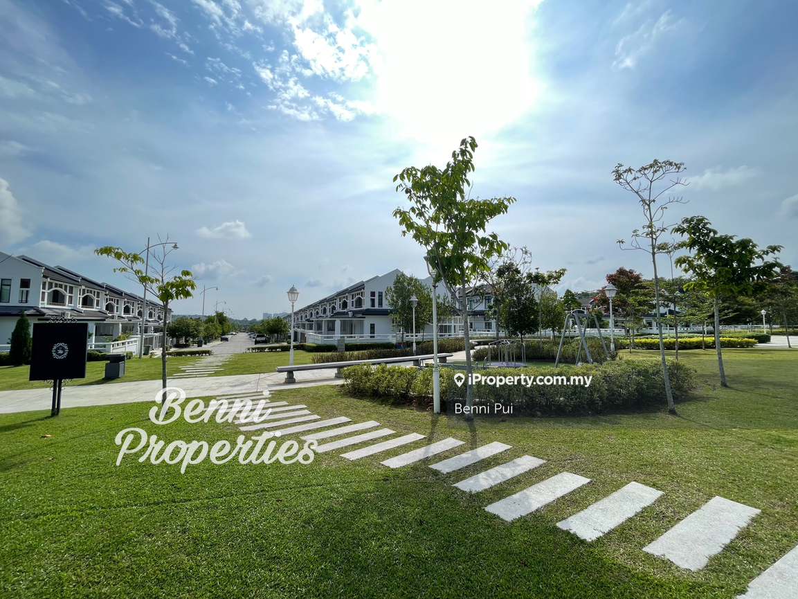 Rumah Berangkai 2 Tingkat untuk Dijual di Eco Majestic, Semenyih oleh Benni Pui - iProperty.com.my