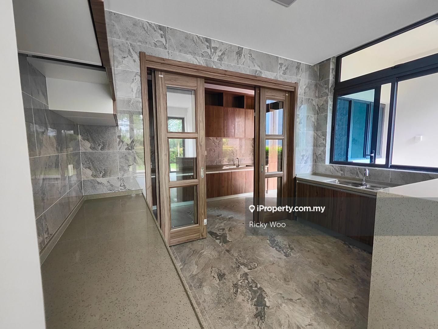 Service Residence for Sale in Country Garden Forest City by Ricky Woo - iProperty.com.my