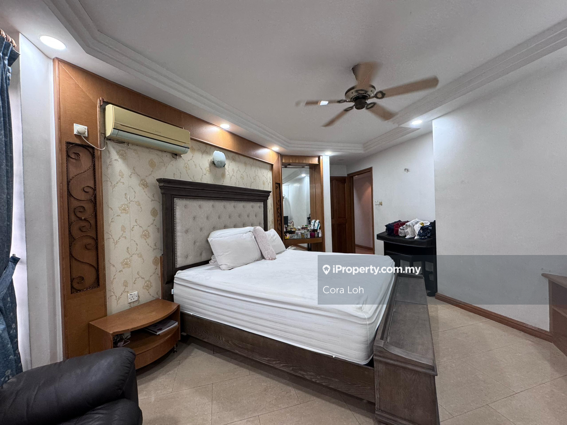 Condominium for Sale in The Straits View Condominium by Cora Loh - iProperty.com.my