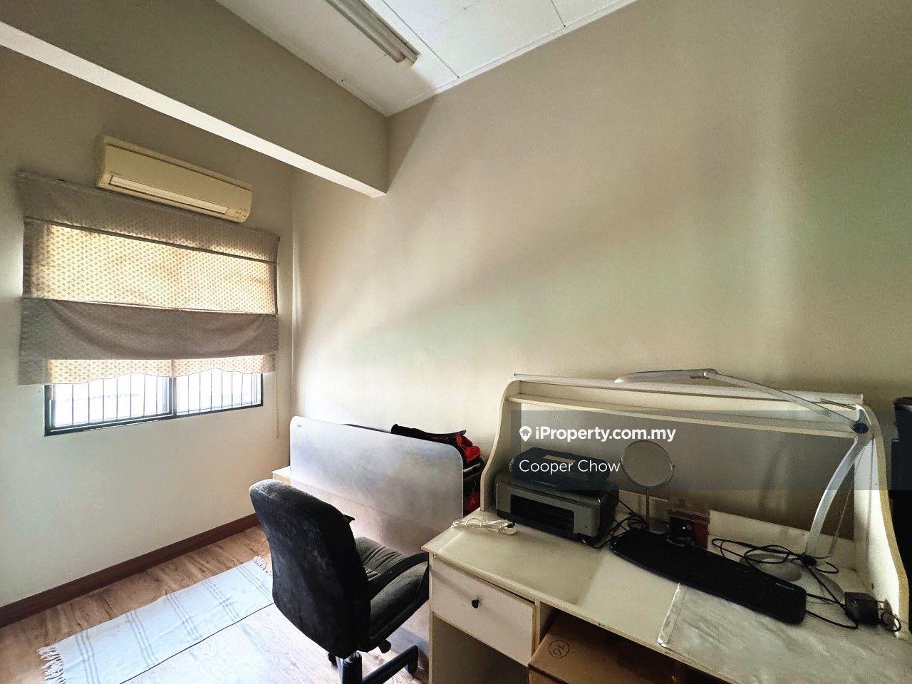 2-storey Terraced House for Sale in Taman Kelana Idaman, Ara Damansara by Cooper Chow - iProperty.com.my