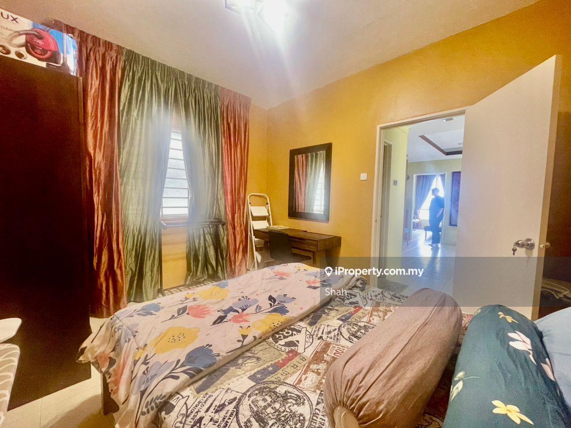 Condominium for Sale in Platinum Lake PV 12 by Shah - iProperty.com.my