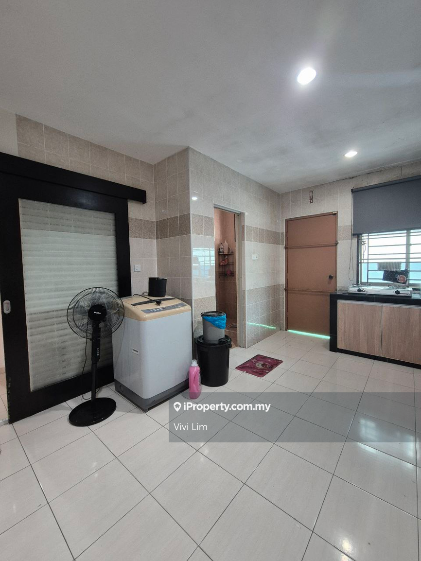 1-storey Terraced House for Rent in Kluang Taman Seri Suria (Corner Lot), Kluang by Vivi Lim - iProperty.com.my