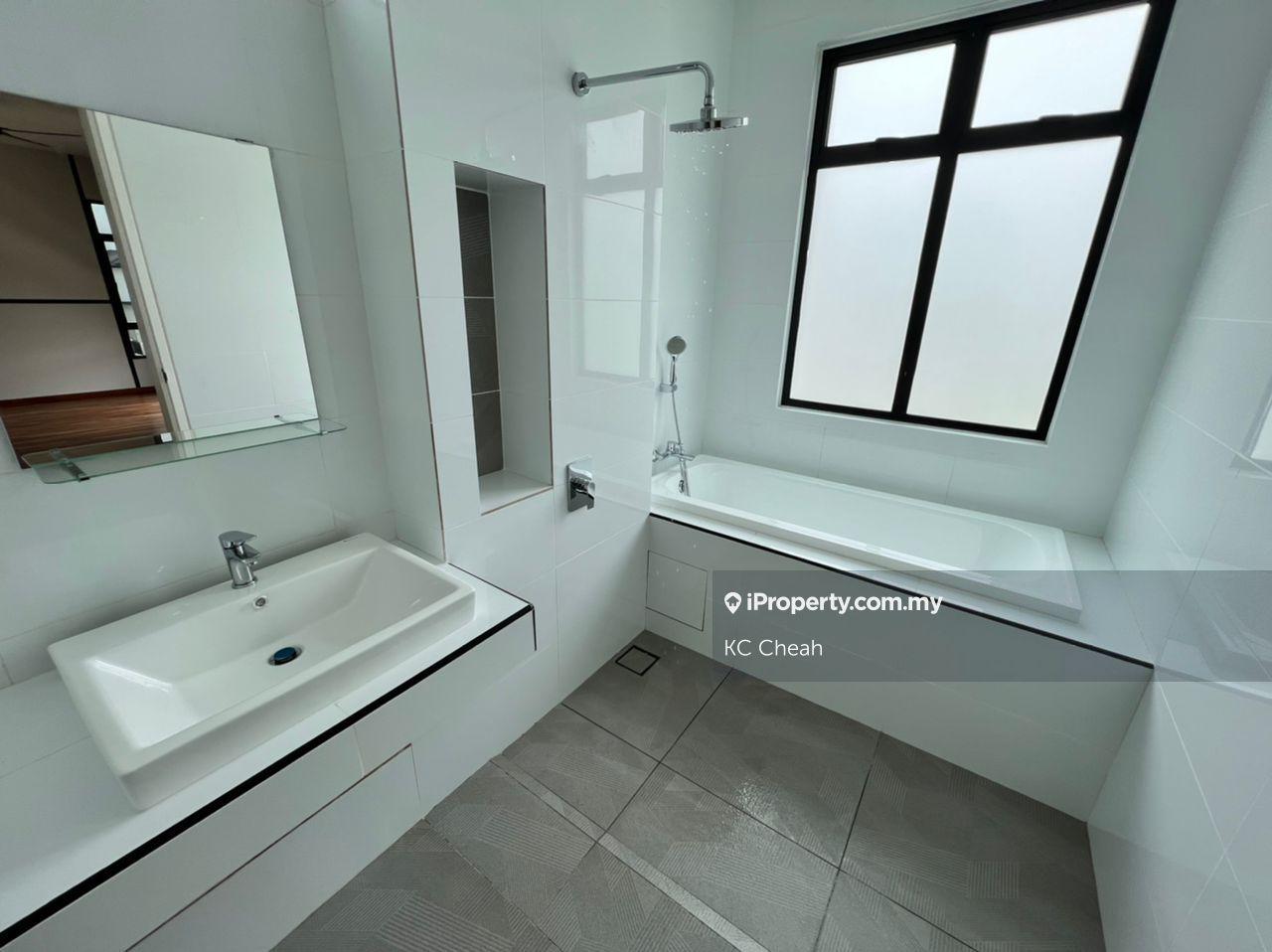 Banglo untuk Disewa di CORNER BUNGALOW at PREMIUIM LOCATION, Puncak Alam oleh KC Cheah - iProperty.com.my