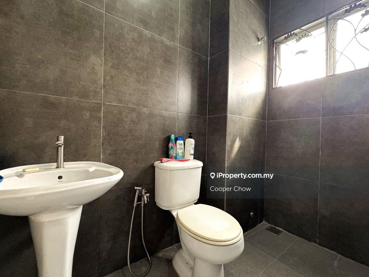 2-storey Terraced House for Sale in Taman Kelana Idaman, Ara Damansara by Cooper Chow - iProperty.com.my