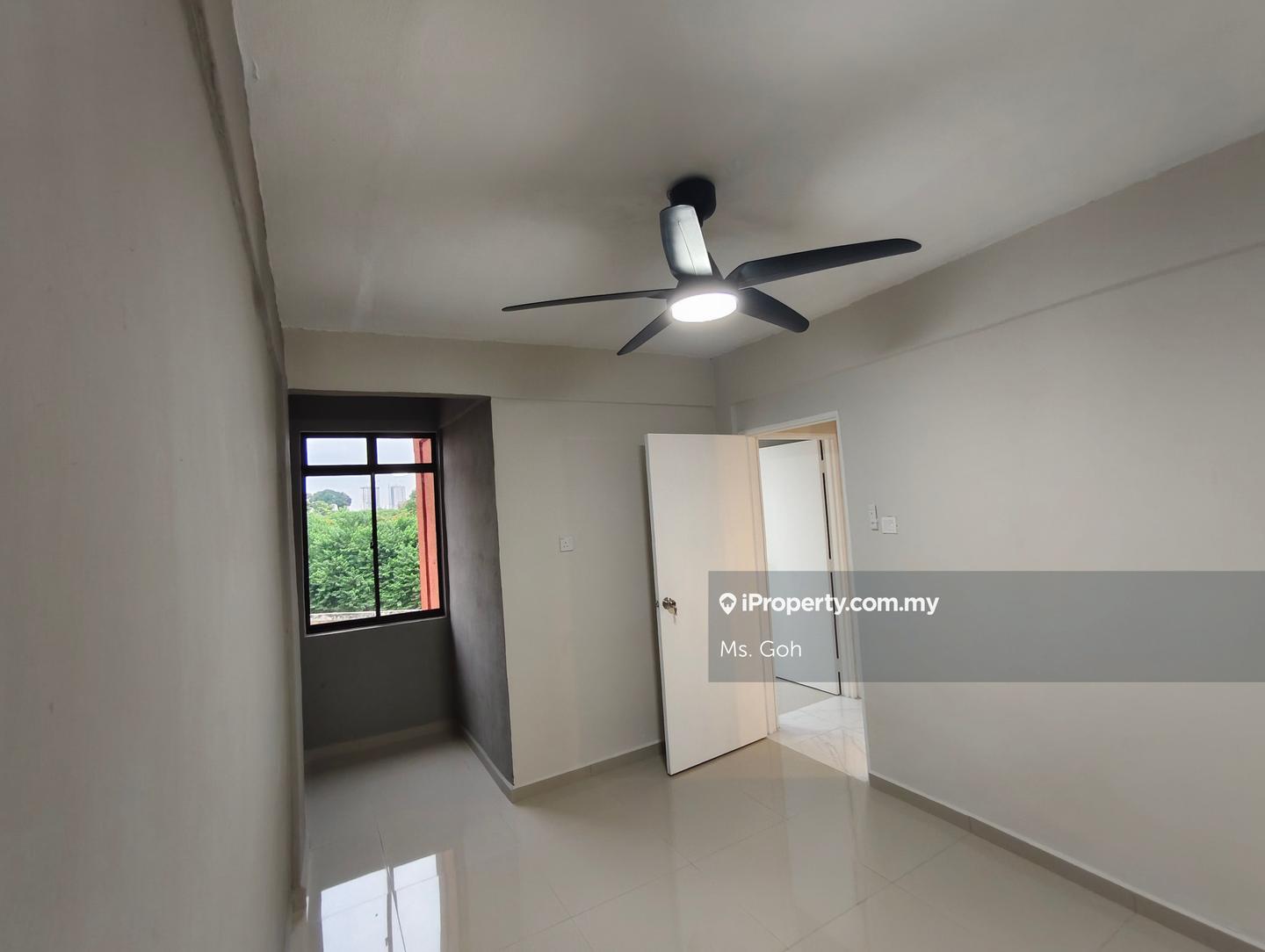 Rumah Pangsa untuk Dijual di Larkin Perdana oleh Ms. Goh - iProperty.com.my