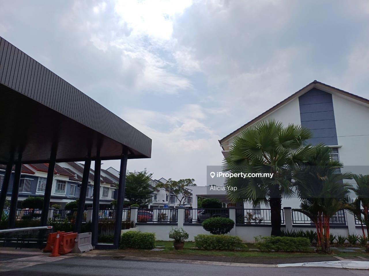 Rumah Berangkai 2 Tingkat untuk Dijual di Kemuning Utama, Shah Alam oleh Alicia Yap - iProperty.com.my