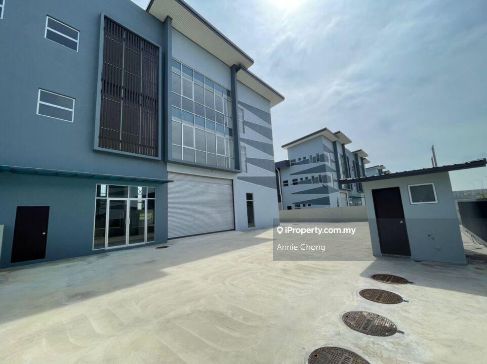 Warehouse for Sale in Seksyen 35, Shah Alam by Annie Chong - iProperty.com.my