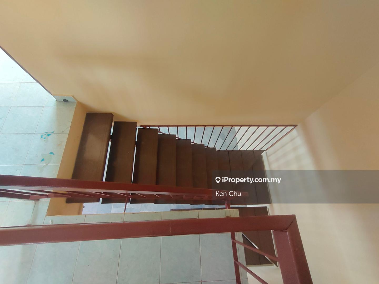 Rumah Berangkai 2 Tingkat untuk Dijual di Taman Puchong Perdana, Puchong oleh Ken Chu - iProperty.com.my
