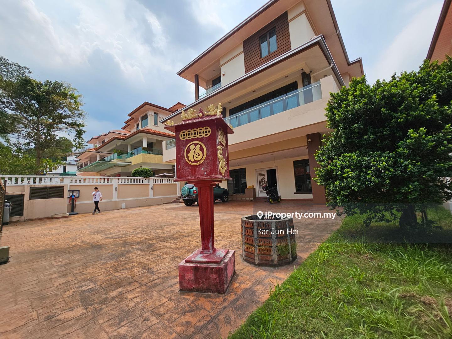 Bungalow House for Sale in Damai Gayana Bandar Damai Perdana, Cheras by Kar Jun Hei - iProperty.com.my