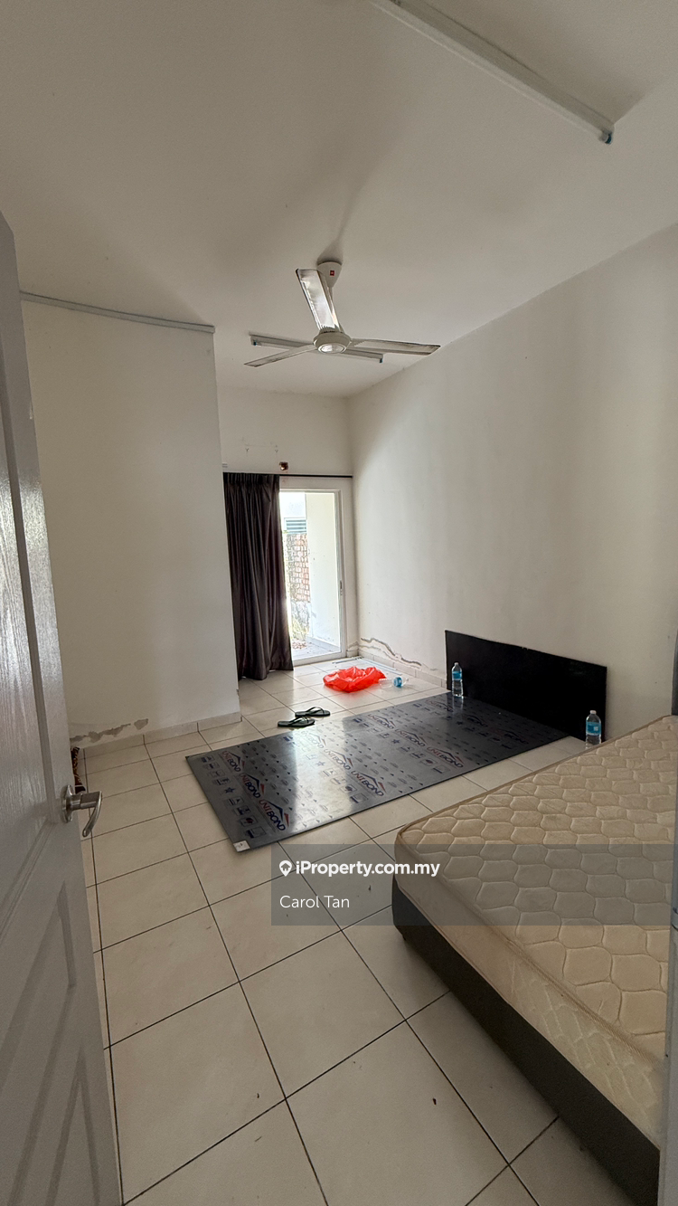 Semi-Detached House for Sale in Taman Desa Baiduri, Kulai by Carol Tan - iProperty.com.my
