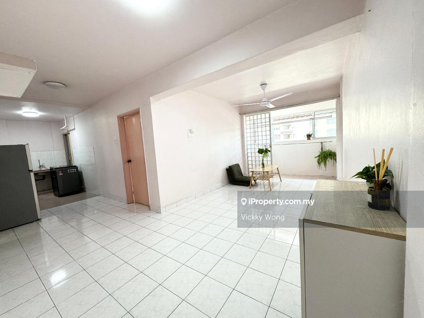 Flat for Rent in Taman Cahaya by Vickky Wong - iProperty.com.my