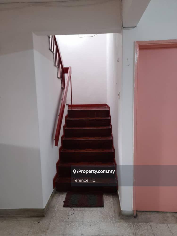 Rumah Berangkai 2 Tingkat untuk Dijual di SS14, Subang Jaya oleh Terence Ho - iProperty.com.my