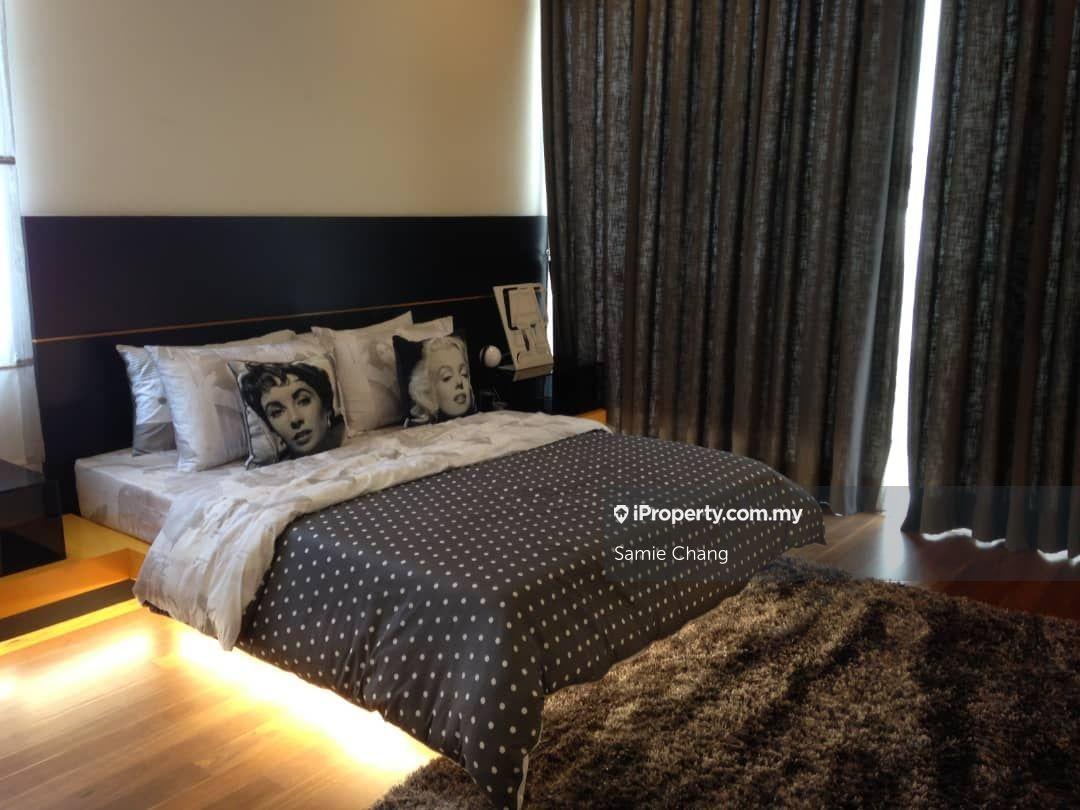 Rumah Berkembar untuk Dijual di Sunway Eastwood Taman Equine, Seri Kembangan oleh Samie Chang - iProperty.com.my