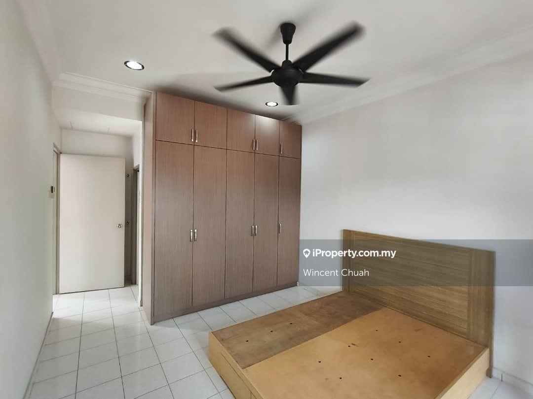 Townhouse for Sale in Taman Amansiara, Rawang by Wincent Chuah - iProperty.com.my