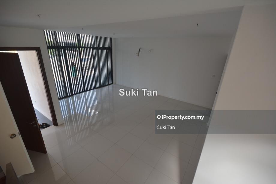 3-storey Terraced House for Sale in REED Lake Fields / Lakefields, Sungai Besi by Suki Tan - iProperty.com.my