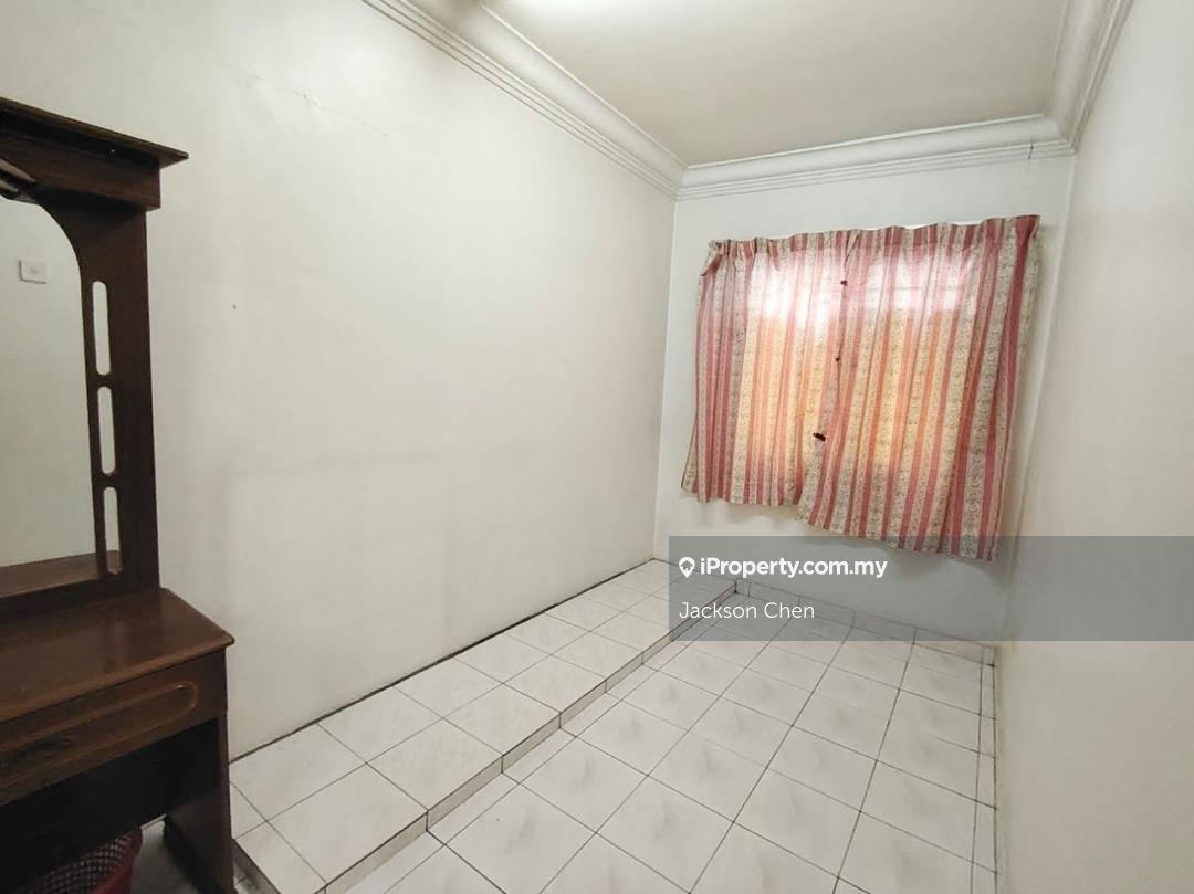 Pangsapuri untuk Dijual di saujana apartment oleh Jackson Chen - iProperty.com.my