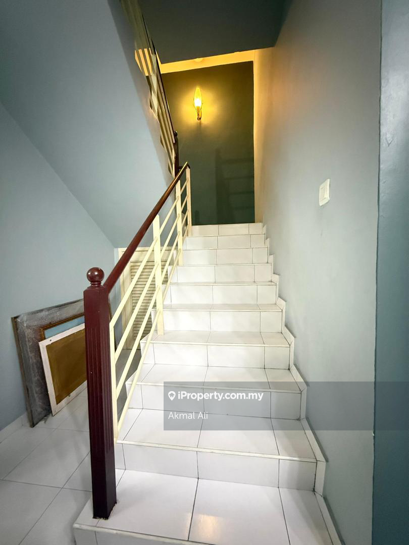 Rumah Berangkai 2 Tingkat untuk Dijual di Taman Lagenda Putra, Kulai oleh Akmal Ali - iProperty.com.my