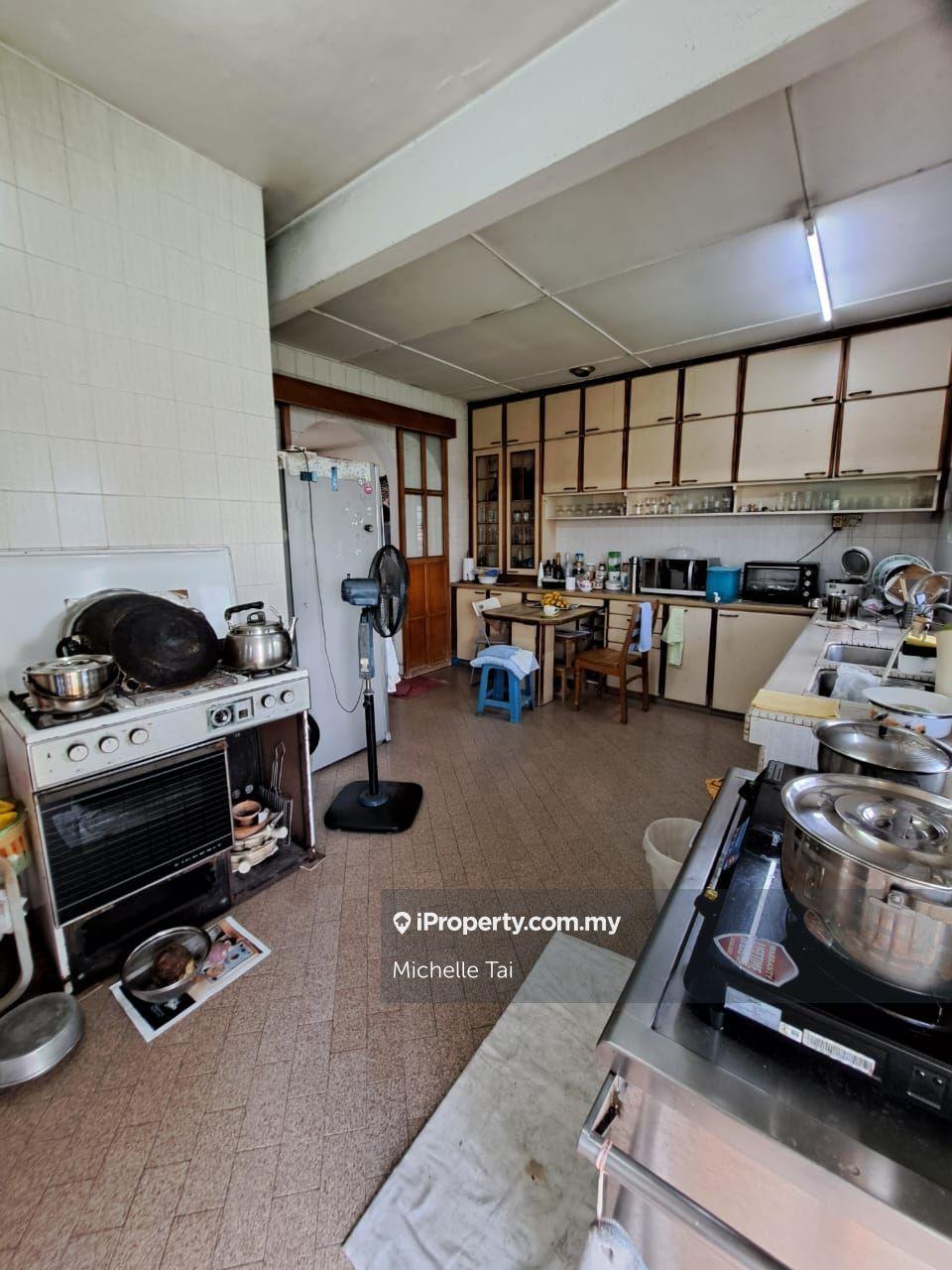 Semi-Detached House for Sale in Kampung Tunku, Petaling Jaya by Michelle Tai - iProperty.com.my