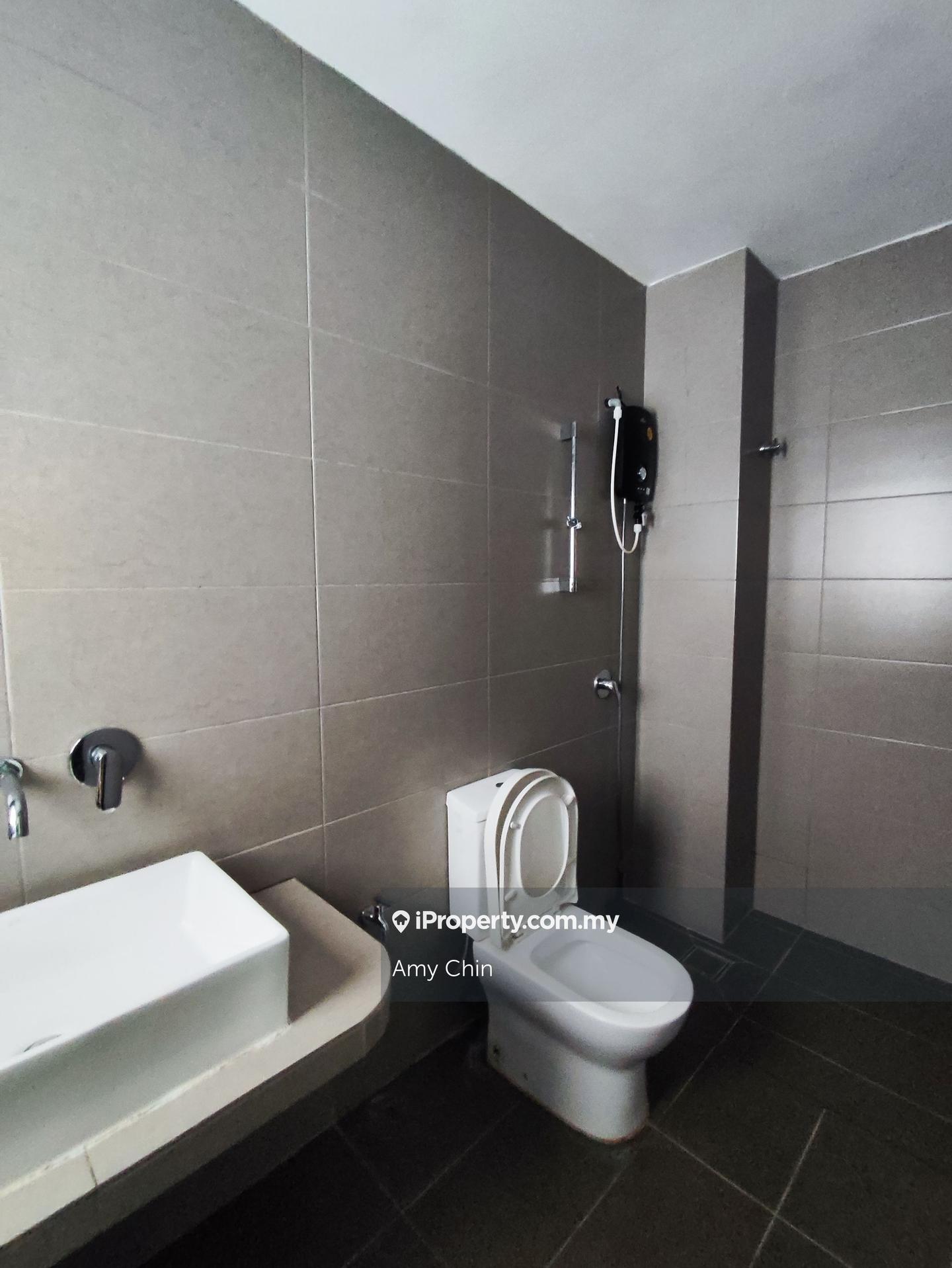 Rumah Bandar untuk Dijual di Wira Heights, Bandar Sungai Long oleh Amy Chin - iProperty.com.my