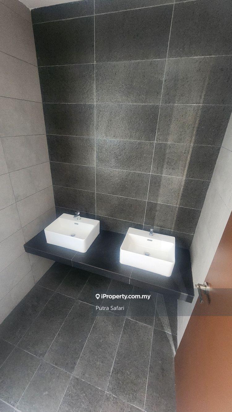 2-storey Terraced House for Sale in pk5gu, Puchong by Putra Safari - iProperty.com.my