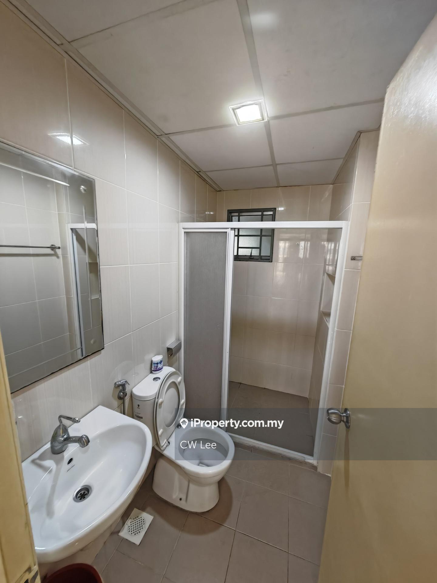 Residensi Servis untuk Disewa di OUG Parklane oleh CW Lee - iProperty.com.my